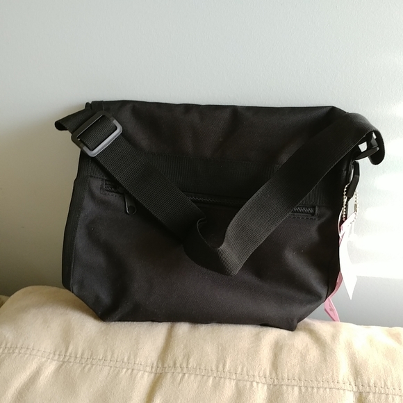 W♥C / Wego Japan strawberry milk bag - Picture 2 of 4